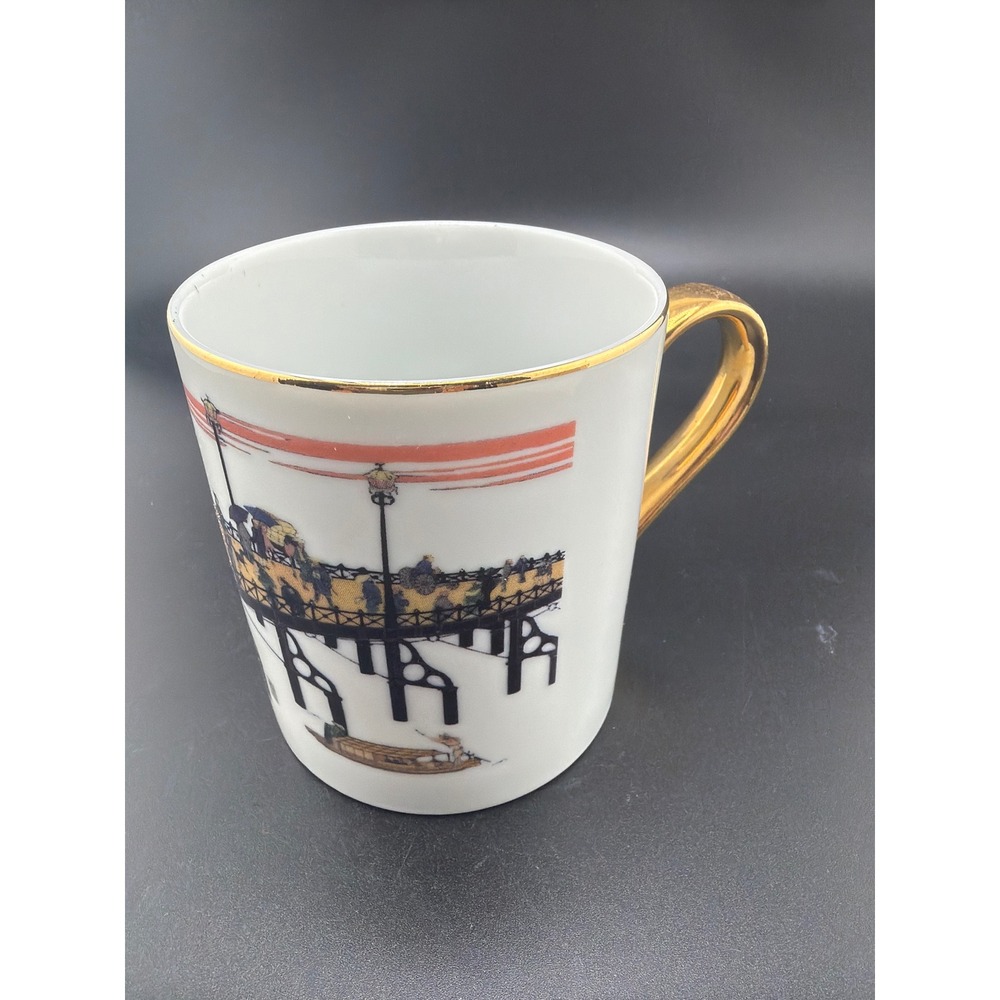 Osaka Castle Museum Collection Japan Porcelain Mug Gold Handle Historical Art